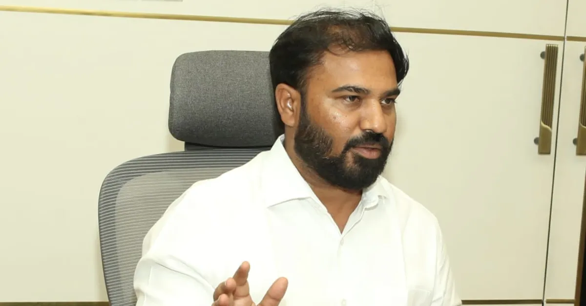 శాప్ ఛైర్మన్ అనిమిని రవినాయుడు అభినందనలు